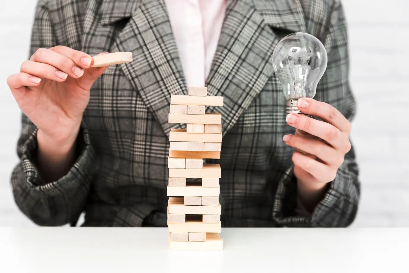 Perbedaan antara Pemecahan Masalah dan Pengambilan Keputusan