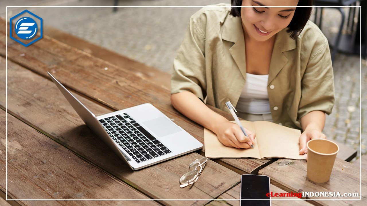 Read more about the article Short-form vs Long-form Video: Mana yang Lebih Efektif untuk E-learning?